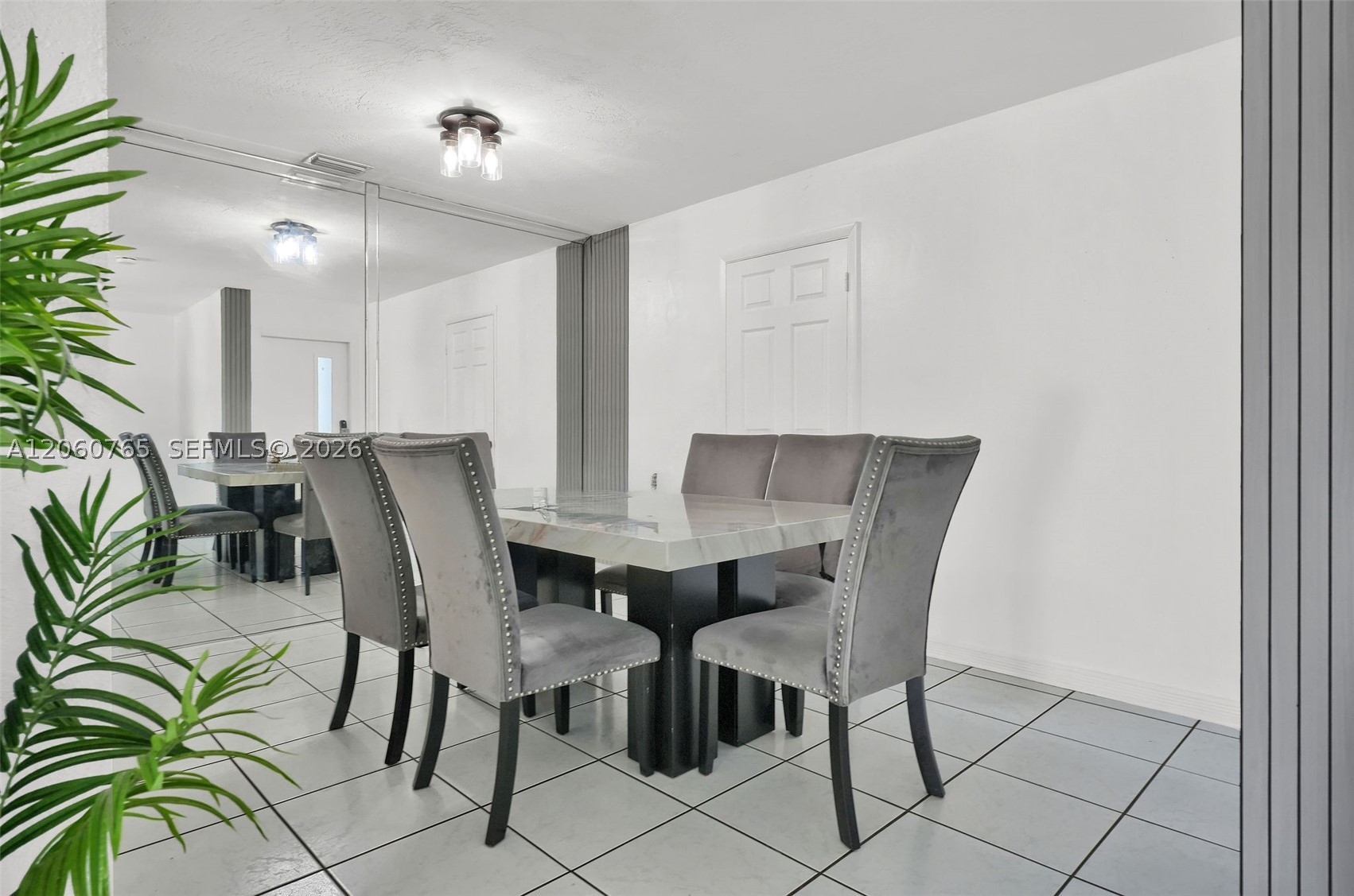 Residential in Hollywood 3