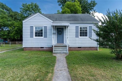 24 Cavalier Rd, Hampton, VA, 23669-2260 | Card Image