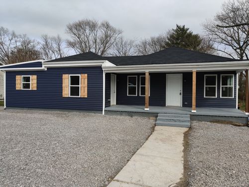 1054 N Main St, Eagleville, TN, 37060-4721 | Card Image