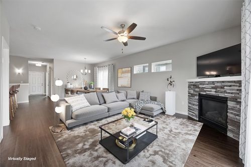 719 Sullivan St, West Branch, IA, 52358-4701 | Card Image