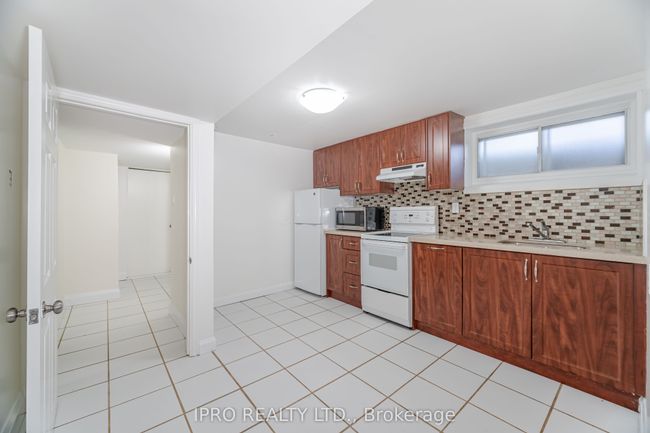3050 Lenester Dr, House other with 6 bedrooms, 3 bathrooms and 3 parking in Mississauga ON | Image 27