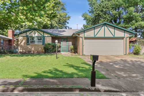 2900 S Cedar Ct, Broken Arrow, OK, 74012-7827 | Card Image