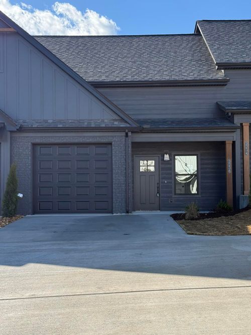 3236 Green Turtle Ln Ne, Cleveland, TN, 37323-6306 | Card Image