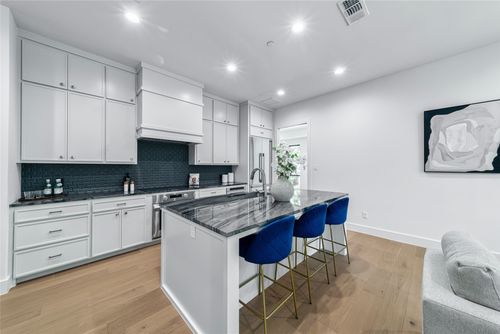 2f-3601 Routh St, Dallas, TX, 75219-4764 | Card Image