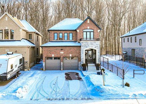 27 Atlantis Dr, Orillia, ON, L3V8L4 | Card Image