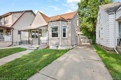 7910 Orchard Ave, Dearborn, MI, 48126-1070 | Card Image