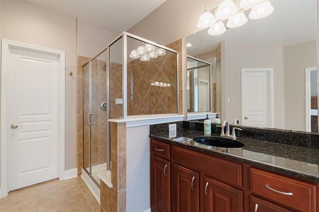 Primary bath | Image 28