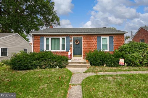 1127 Grinnell Ave, COLUMBIA, PA, 17512-1821 | Card Image