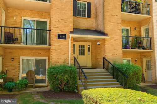 apt-102-18324 Streamside Dr, GAITHERSBURG, MD, 20879-5227 | Card Image