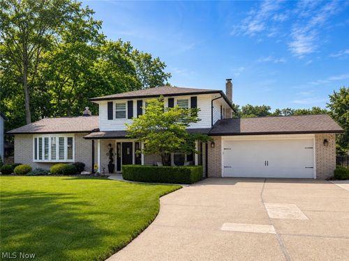 8124 Forest Ct, North Royalton, OH, 44133-2004 | Card Image