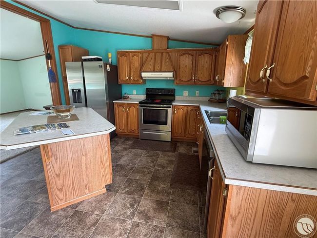 240 Central Ave W, House other with 3 bedrooms, 2 bathrooms and null parking in Reed Point MT | Image 15