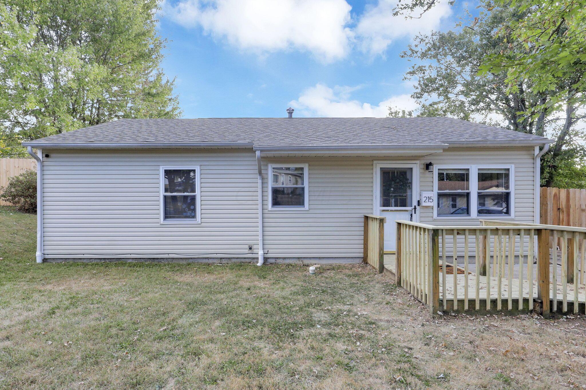 Sunset Dr, Johnstown, OH 43031
