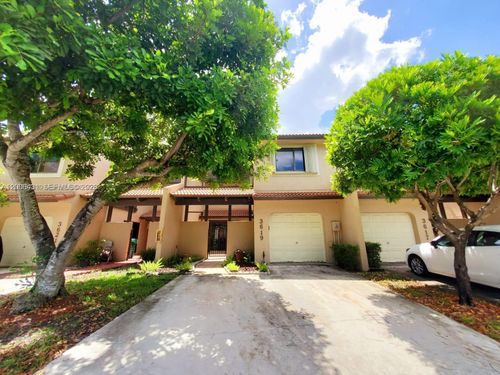 c-112-3619 Torremolinos Ave, Doral, FL, 33178-2915 | Card Image