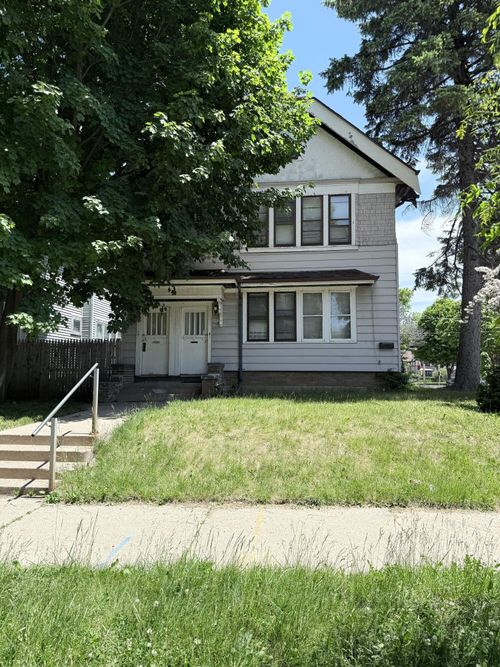 2902 N 44th St, Milwaukee, WI, 53210-1709 | Card Image
