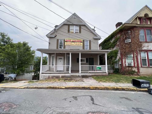 390 Forest Avenue, Morgantown, WV, 26505 | Card Image