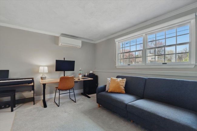 Office area | Image 21