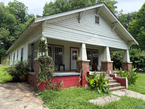 709 Diamond Ave, Bridgeport, AL, 35740-6277 | Card Image
