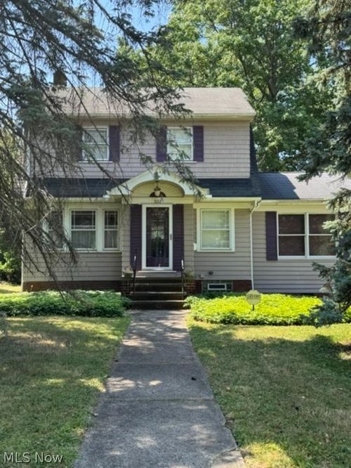 922 Montford Rd, Cleveland Heights, OH, 44121-2078 | Card Image