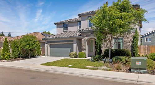 1952 Roualt Way, Lodi, CA, 95242-9785 | Card Image