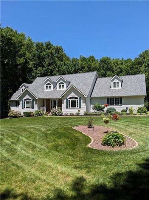 106 Arbor Trl, Slippery Rock, PA, 16057-8512 | Card Image