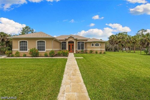 385 13th St Sw, Naples, FL, 34117-2191 | Card Image