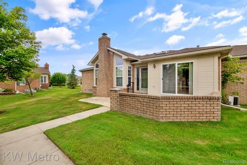 30608 Eleanor Ct, Chesterfield, MI, 48051-1257 | Card Image