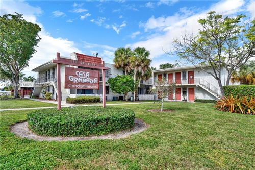 apt-g8-8701 Sw 141st St, Palmetto Bay, FL, 33176-7241 | Card Image