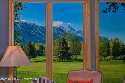 4325 Mountain Rose Ct, Wilson, WY, 83014-9622 | Card Image