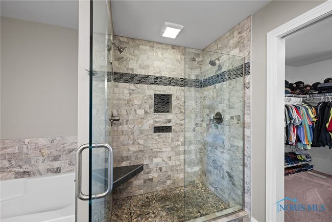 9575 Newbury Ln, House other with 4 bedrooms, 4 bathrooms and 3 parking in Whitehouse OH | Image 20