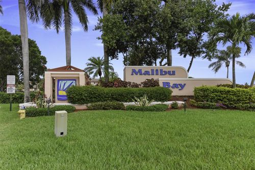 757-757 Nw 208th Dr, Pembroke Pines, FL, 33029-2151 | Card Image