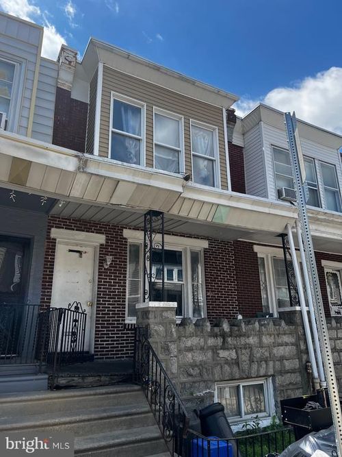 1358 E Airdrie St, PHILADELPHIA, PA, 19124-5522 | Card Image