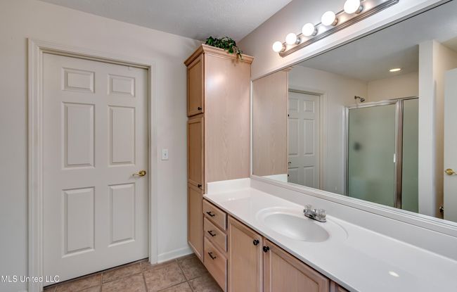 804 Charmant-19 | Image 25