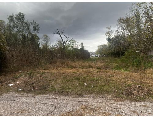 1814 Chase St, Houston, TX, 77026-7104 | Card Image