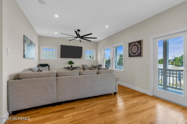 210 24 Th Ave, House other with 7 bedrooms, 5 bathrooms and null parking in Seaside Park NJ | Image 25