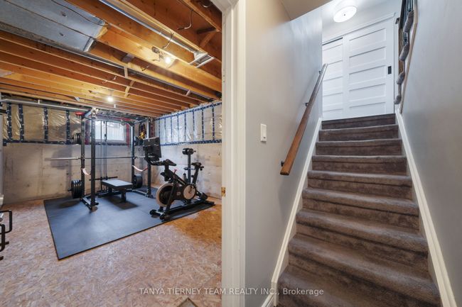 125 Guthrie Cres, House other with 3 bedrooms, 2 bathrooms and 4 parking in Whitby ON | Image 32