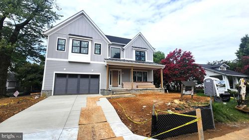 1822 N Kenmore St, ARLINGTON, VA, 22207-3743 | Card Image