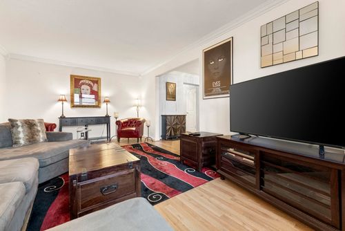 apt-1h-8450 Boulevard, North Bergen, NJ, 07047-6071 | Card Image