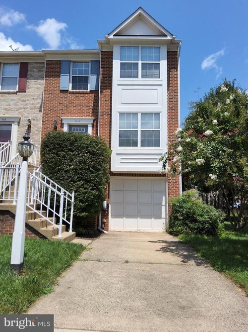 8612 Sanderling Dr, MANASSAS, VA, 20110-5848 | Card Image