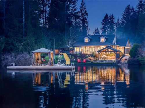 7247 Walton Rd, Honeymoon Bay, BC, V0R1Y0 | Card Image