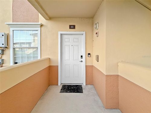 101-1025 Villagio Cir, SARASOTA, FL, 34237-3697 | Card Image