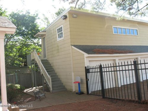 5-1301 Fortification, Jackson, MS, 39202 | Card Image