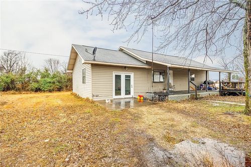 23540 W Highway 12, Gentry, AR, 72734-9072 | Card Image