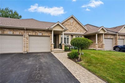 99 Willowlanding Crt, Townhouse with 3 bedrooms, 2 bathrooms and 3 parking in Welland ON | Image 2