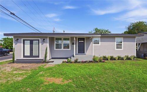 4902 Weber Rd, Corpus Christi, TX, 78411-4015 | Card Image