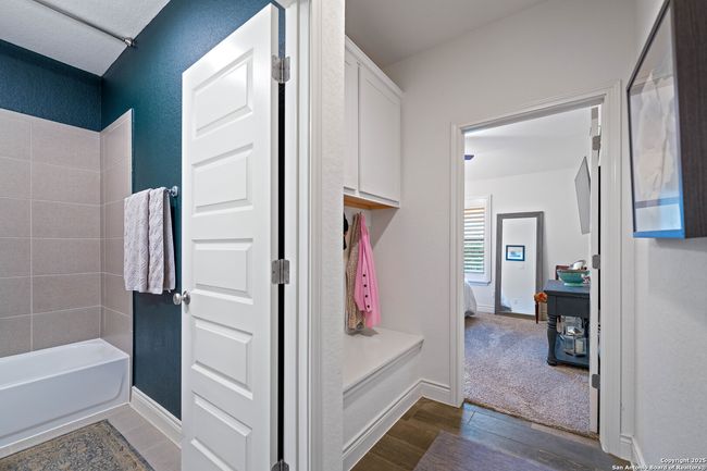 1235 Yaupon Loop, House other with 4 bedrooms, 3 bathrooms and null parking in New Braunfels TX | Image 20