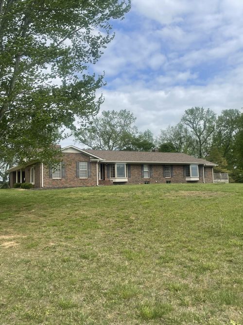 28 Ok Rd, Lawrenceburg, TN, 38464-7703 | Card Image