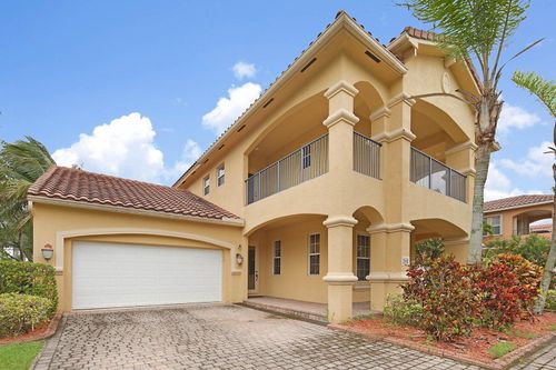 748 Cresta Cir, West Palm Beach, FL, 33413-1082 | Card Image
