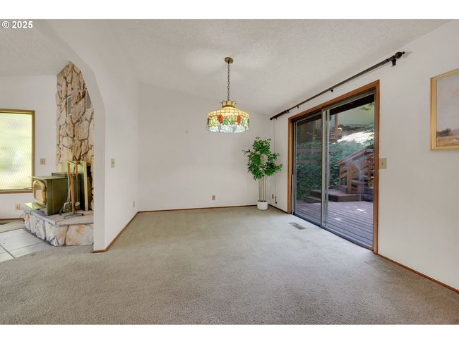 1770 W 28 Th Ave, House other with 3 bedrooms, 2 bathrooms and 2 parking in Eugene OR | Image 9