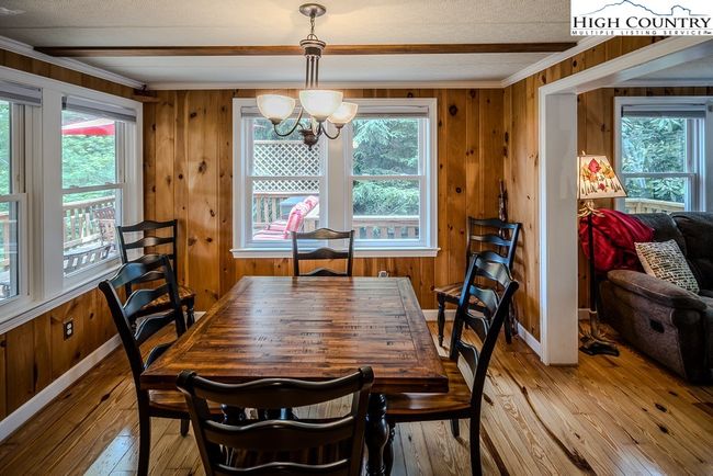 492 Skyland View Dr, House other with 3 bedrooms, 2 bathrooms and null parking in Blowing Rock NC | Image 12