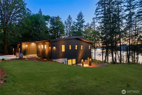 6141 Elizan Dr Nw, Olympia, WA, 98502-9617 | Card Image